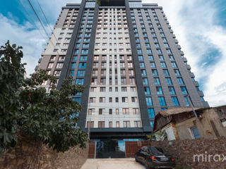 Apartament cu 3 camere, 87 m², Centru, Chișinău foto 2