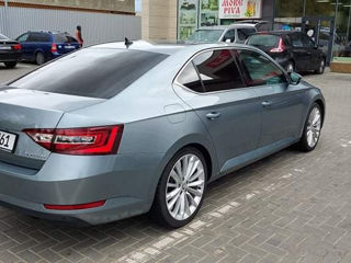 Skoda Superb foto 9