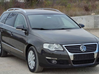 Dezmembrez Passat b6 foto 2