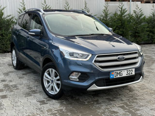 Ford Kuga foto 3