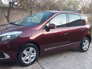 Renault Scenic foto 2