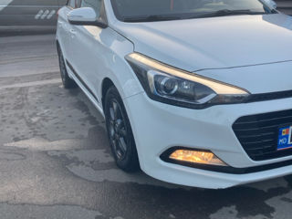 Hyundai i20 foto 3