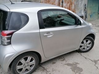 Toyota iQ foto 4