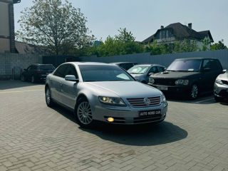 Volkswagen Phaeton foto 2