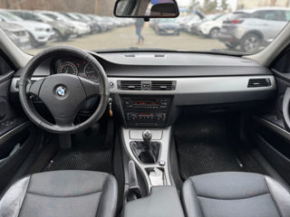 BMW 3 Series foto 10