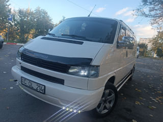 Volkswagen Transporter foto 2