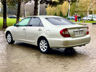 Toyota Camry foto 4