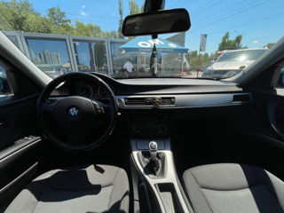 BMW 3 Series foto 15