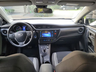 Toyota Auris foto 16