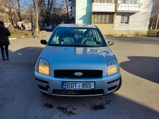 Ford Fusion foto 7