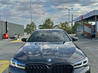 BMW 5 Series foto 8