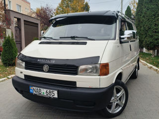 Volkswagen Transporter foto 2