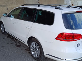 Volkswagen Passat foto 3