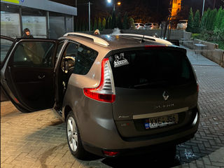 Renault Grand Scenic foto 16