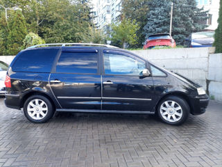 Volkswagen Sharan foto 2