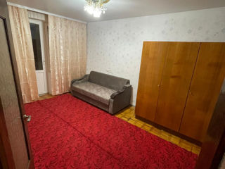 Apartament cu 2 camere, 56 m², Buiucani, Chișinău foto 2