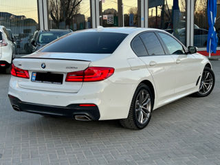 BMW 5 Series foto 4