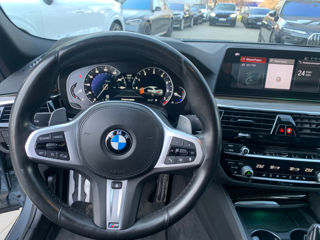 BMW 5 Series foto 6