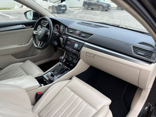 Skoda Superb foto 9