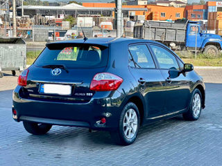 Toyota Auris foto 3