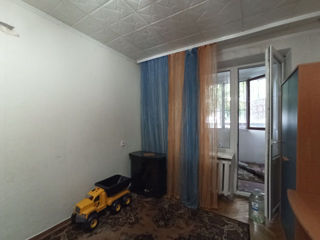 Apartament cu 2 camere, 37 m², Râșcani, Chișinău foto 2