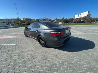 Lexus LS Series foto 3