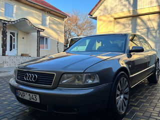 Audi A8 foto 6