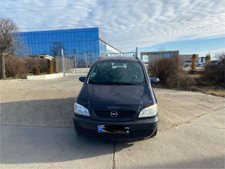 Opel Zafira foto 6