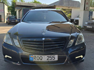 Mercedes E-Class foto 2