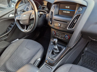 Ford Focus foto 6