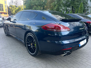 Porsche Panamera foto 6