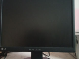 monitor LG 19