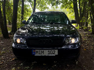 Audi A4 foto 1