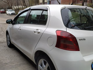 Toyota Yaris foto 5