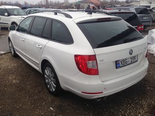 Skoda Superb foto 4