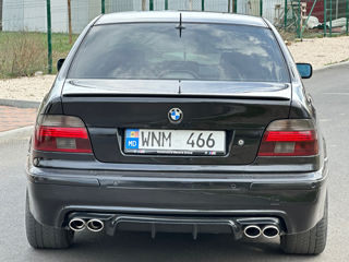 BMW 5 Series foto 5