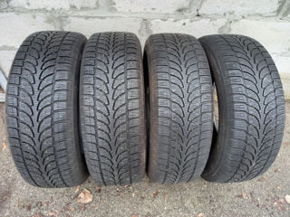 R 16  215 65 16 Bridgestone foto 5