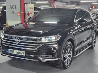 Volkswagen Touareg foto 1