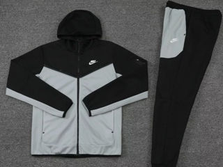 Nike Tech Fleece Dark grey