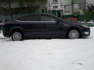 Ford Mondeo foto 6