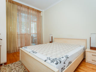 Apartament cu 2 camere, 75 m², Centru, Chișinău foto 10