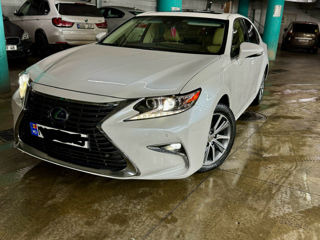 Lexus ES Series