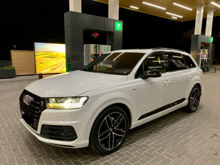 Audi Q7 foto 2