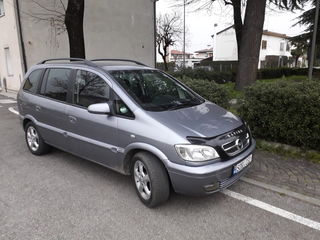 Opel Zafira foto 3