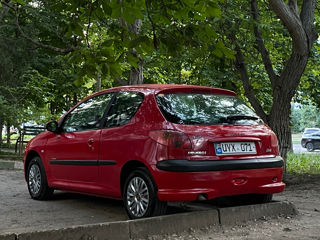 Peugeot 206, 2003