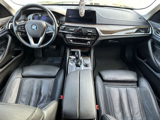 BMW 5 Series foto 7