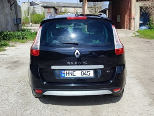 Renault Grand Scenic foto 4