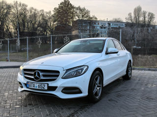 Mercedes C-Class foto 2