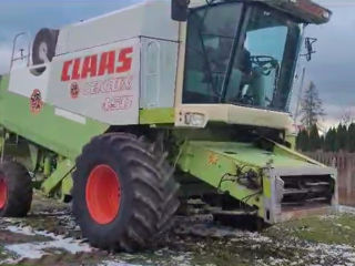 Claas Lexion foto 4