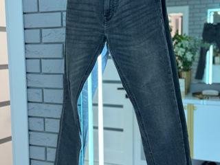 Blugi Guess foto 0